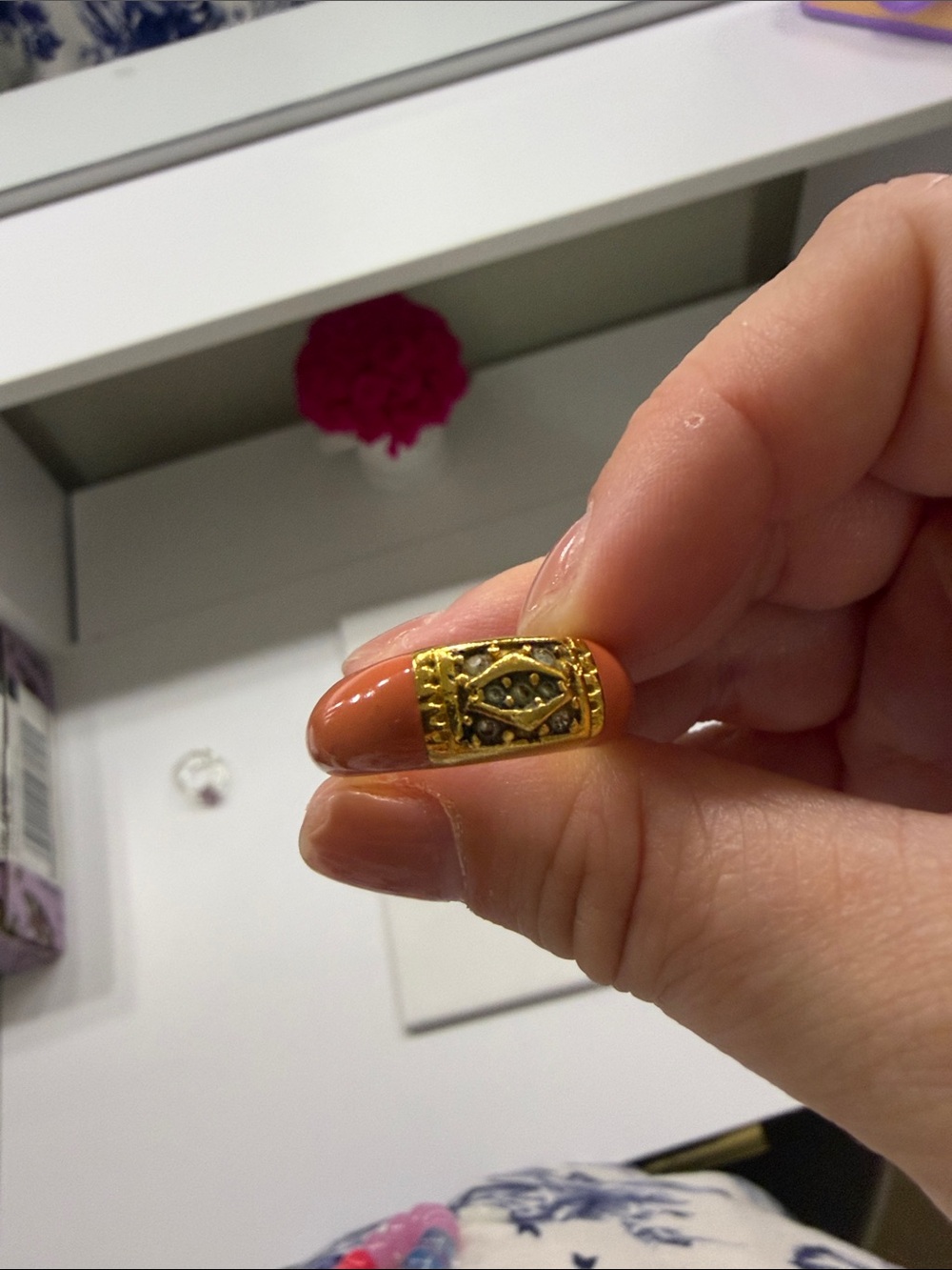 Joan rivers pink enamel vintage ring